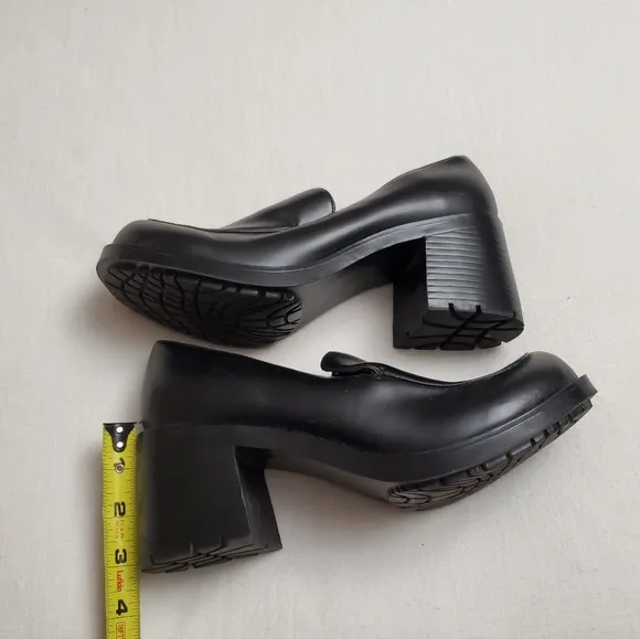 Ellemenno Black Chunky Platform Y2K Ankle Boots Women's Size 8.5 Retro Academia