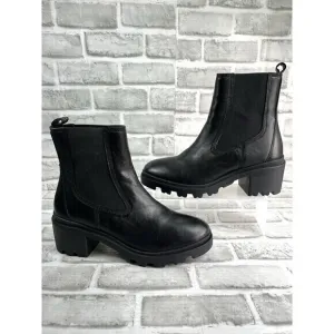 Enjoiya Women's Size 41 EU- 10.5 US Black Leather Chunky Platform Ankle Boots