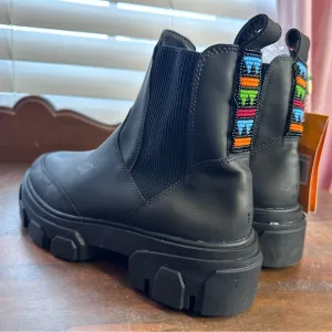 Farm Rio 8.5 EU 39.5 Black Chunky Chelsea Boots with Colorful Beaded Pull Tabs