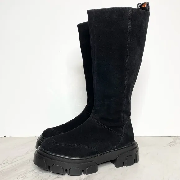 Farm Rio Lug Sole Black Tall Boot 6