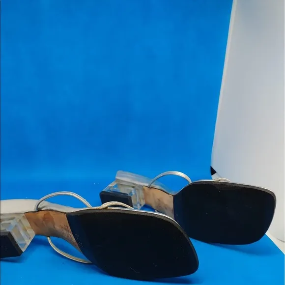Fendi silver leather 38 1/2 lucite heeled sandals