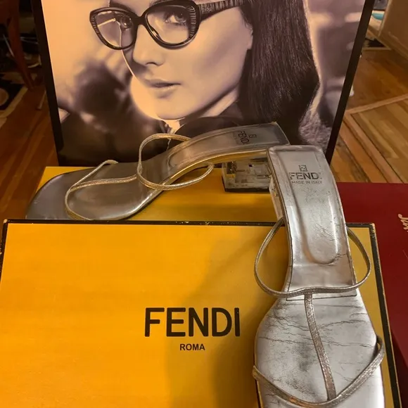 Fendi silver leather 38 1/2 lucite heeled sandals