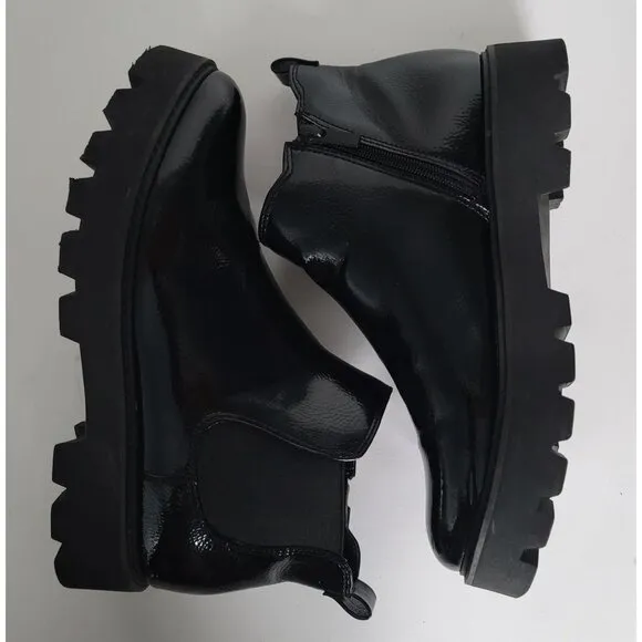 Franco Sarto L-BALINBOOTY Leather Patent Ankle Chelsea Boots. Size 9.5M