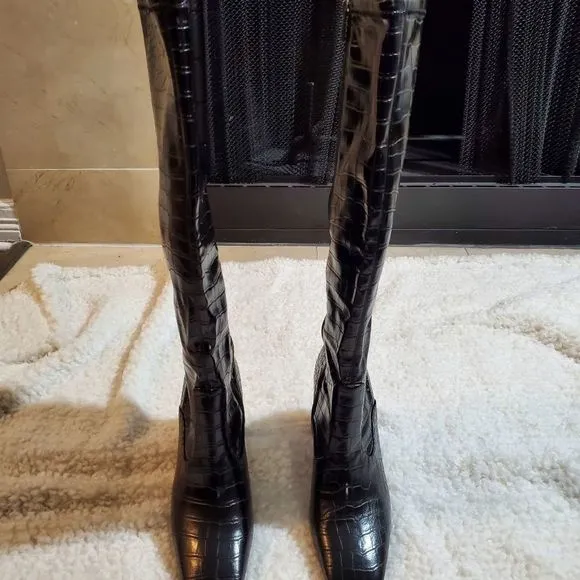 FRANCO Sarto tall faux crocodile chunky heeled contemporary boots sizes 9.5, 10