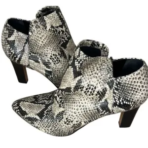 Franco Sarto Kora Snakeskin Heeled Ankle Boots Size 9 New