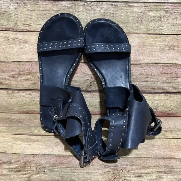 Free People Black Leather Happiness heeled Sandals