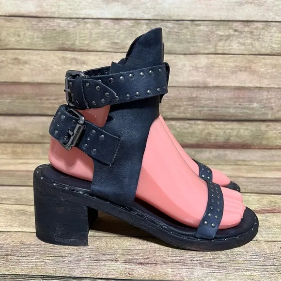 Free People Black Leather Happiness heeled Sandals