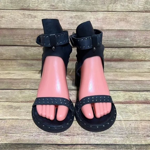 Free People Black Leather Happiness heeled Sandals