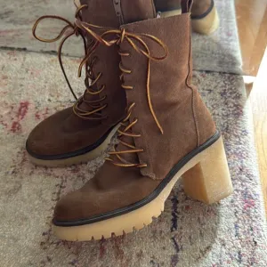 Free people chunky boots size 40