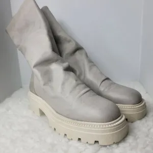 Free People Emma Ruche Leather Boots Size 10.5 Grey White Chunky Sole