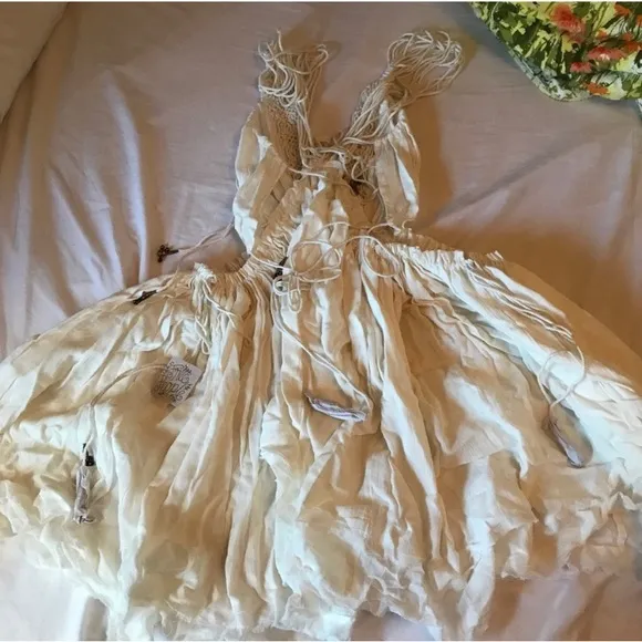 Free People Rare Crochet V-Neck Sweetheart Tiered Mini Sundress, White, Sz L NWT