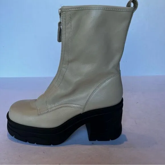 Free People Women's Myles Zip Front Leather Heeled Boots Ivory Size 9 Chunky