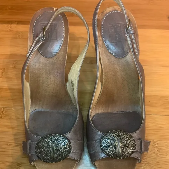 Frye Dolly Wood Block heels - size 7