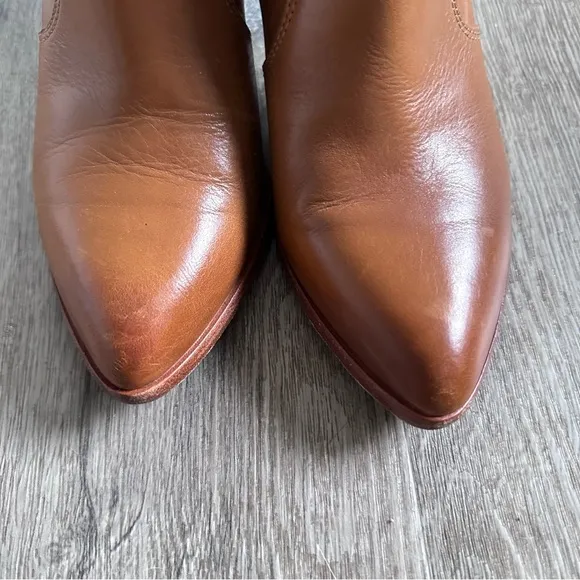 Frye Jennifer cognac pointed toe ankle boots size 6.5