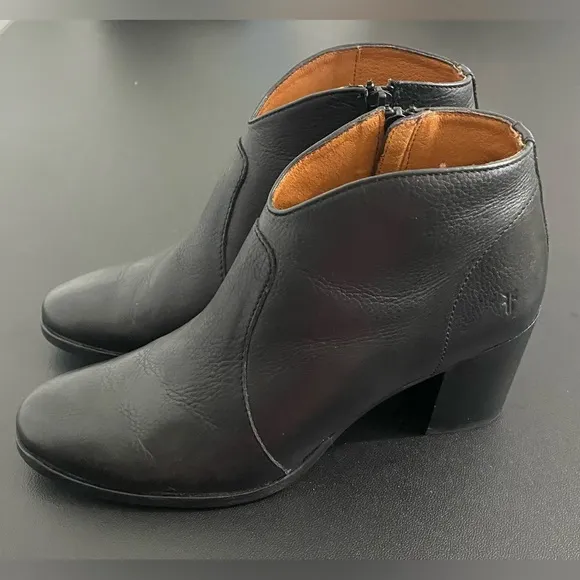 Frye Nora Zip Short Boots Modern Western Classic Heel Ankle Boots Black Leather