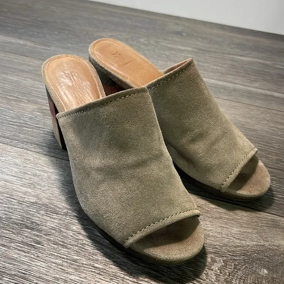 Frye suede leather sandals woman’s size 9.5