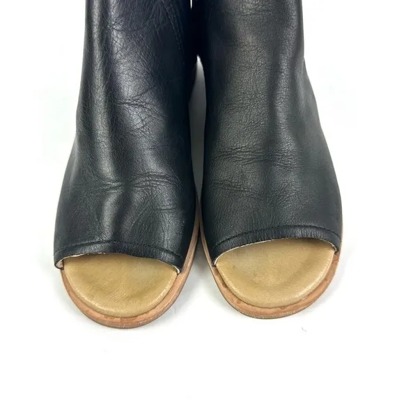 Gee Wawa Sandals 7.5 Black Leather Zip Up Ankle Bootie Anthropologie Womens