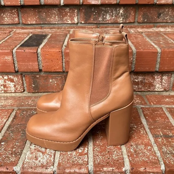 Gianni Bini Ah Mazed Tan Leather Platform Block Heel Chelsea Boots Size 10