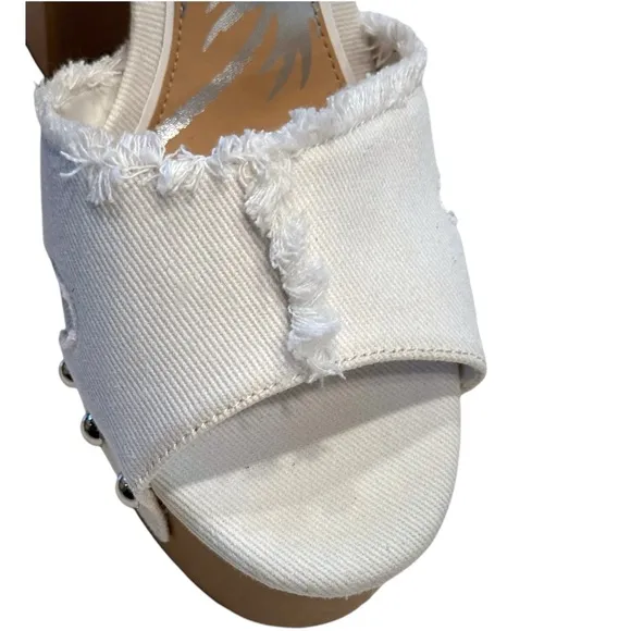 Gianni Bini DAISY White Denim Studded Platform Sandals
