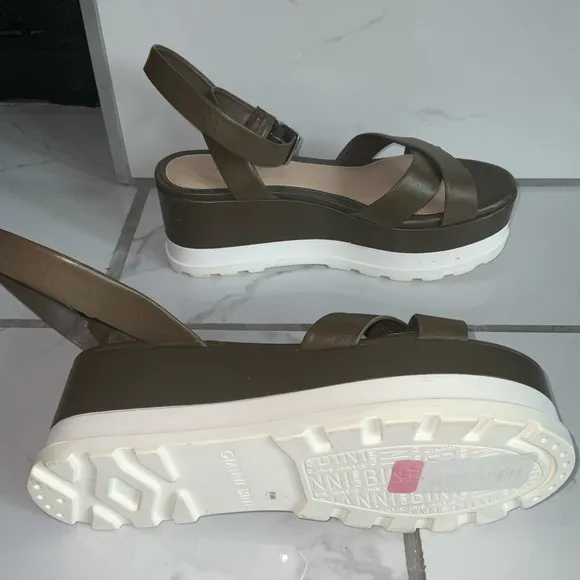Gianni Bini Olive Green Platform Sandals