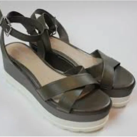 Gianni Bini Olive Green Platform Sandals