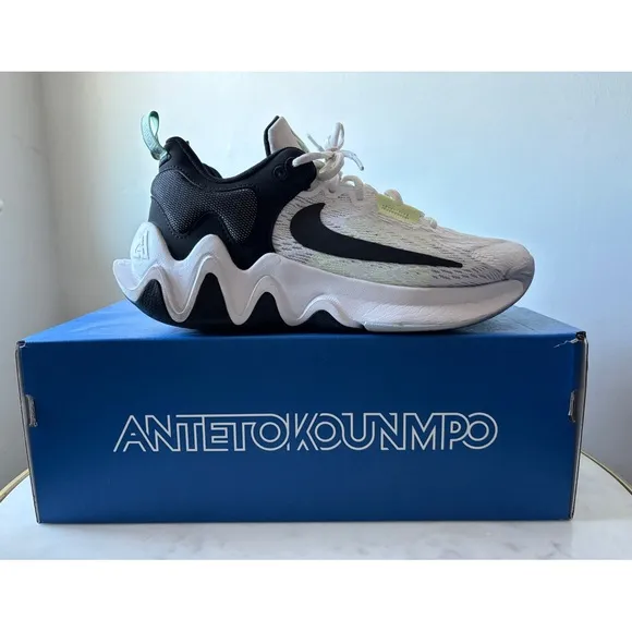 Giannis Immortality 2 Nike Basketball Sneakers