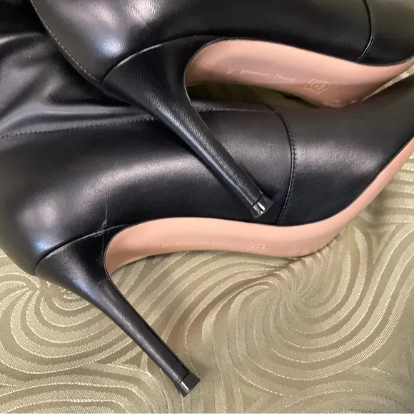Gianvito Rossi Hansen Black Leather Pointed Toe Heel Pull On Boots Size 38