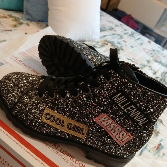 🧭GLITTER ankle boots excellent condition 3