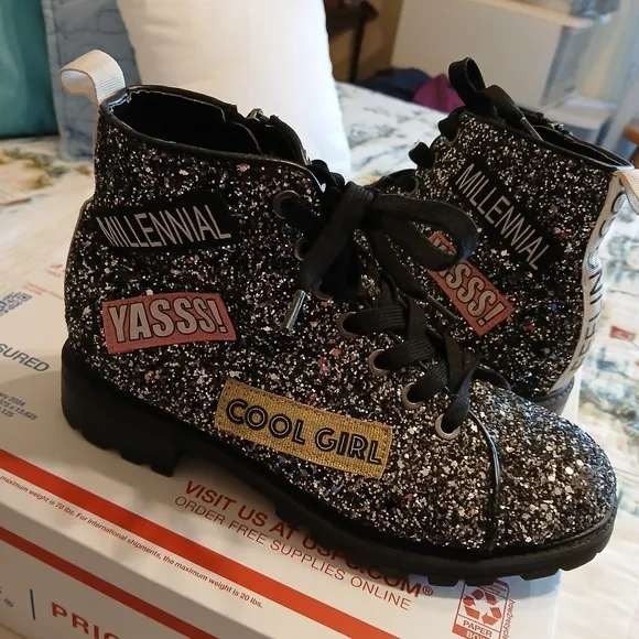🧭GLITTER ankle boots excellent condition 3