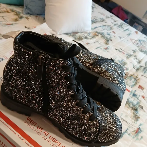 🧭GLITTER ankle boots excellent condition 3