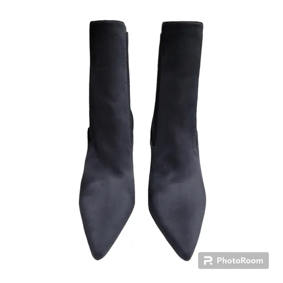 Good American Black Neoprene Pointed Toe Boots