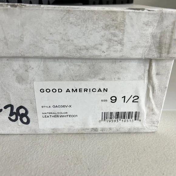Good American Chunky Leather New Chelsea White and Black Combat Boots NIB 9.5