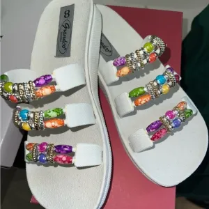 GRANDCO SANDALS Beach Pool SLIDE BLING Color Beads WHITE CLASSIC SLIDE NEW w/o b