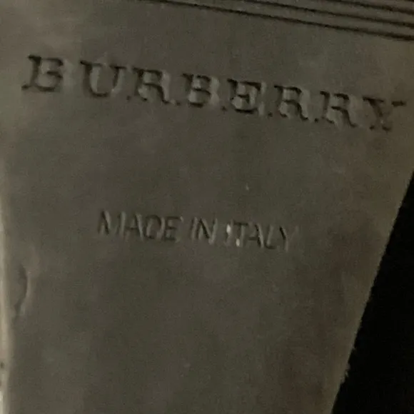 GUC💓Burberry Wedges sandals.