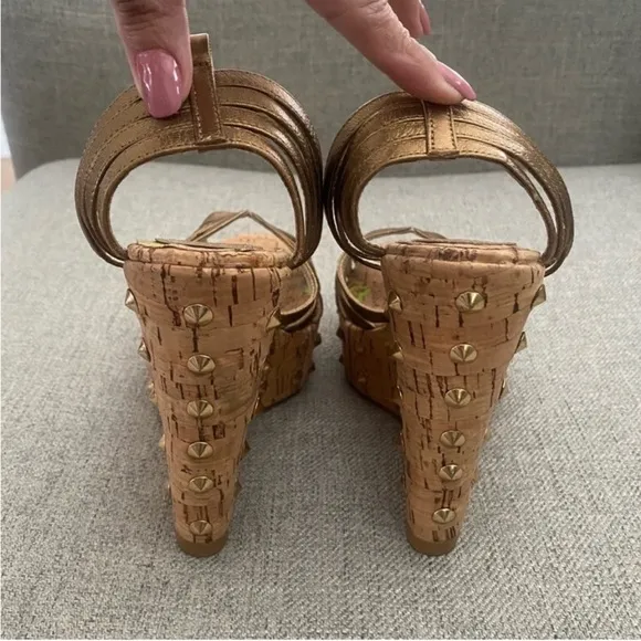 Gucci Cork Studded Wedged Women’s Sandals✨