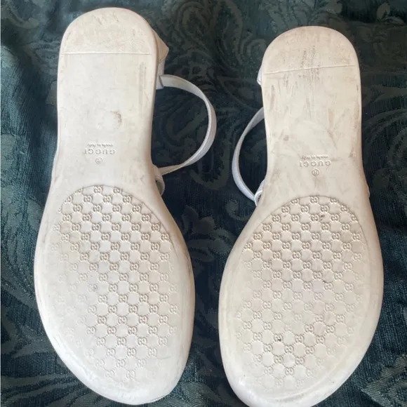 Gucci girls sandals size 31