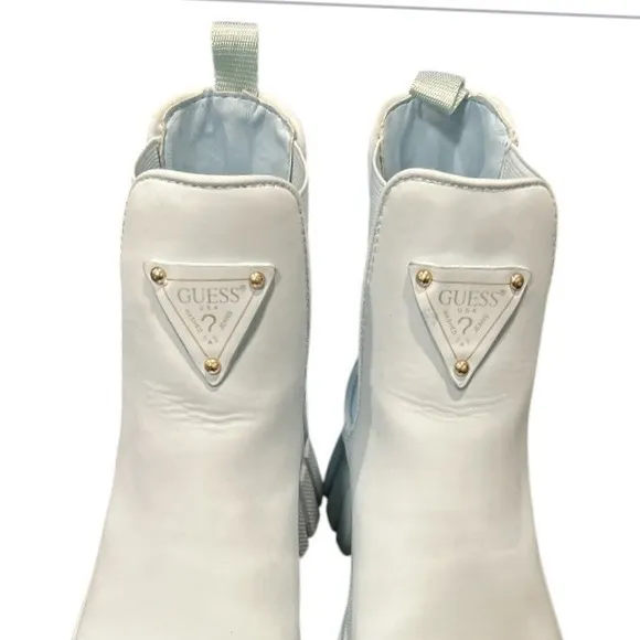 Guess Chelsea Boots Platform Lug Sole Ankle Booties Light Blue Size 5M