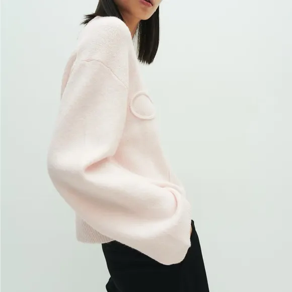 H&amp;M NWT spring light powder pink knit sweater with bow detail