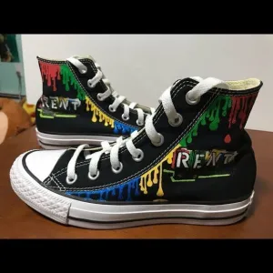 🔹Hand Painted RENT Converse Women’s Size 5