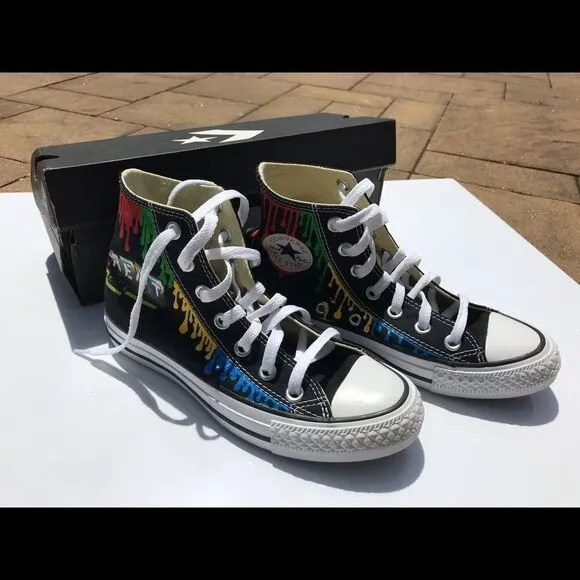 🔹Hand Painted RENT Converse Women’s Size 5