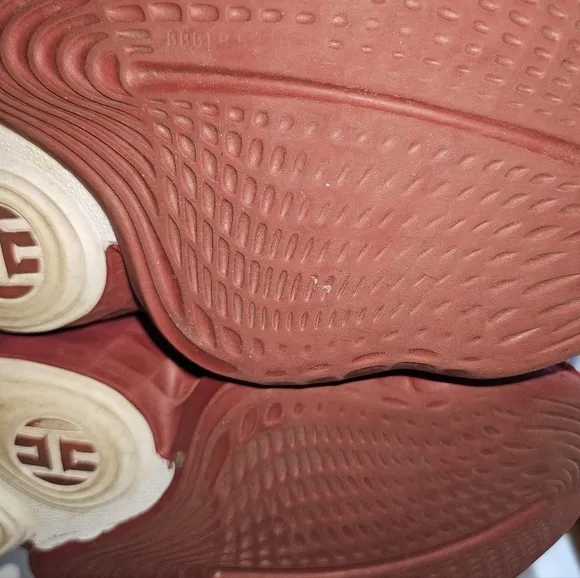 Harden Vol. 4 'Team Maroon