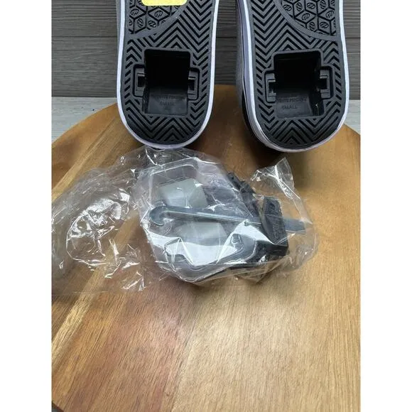 Heelys Pro 20 Shoes HE100761 Black Gray Kids Size 4