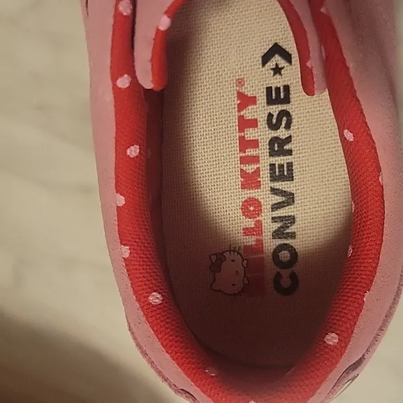 Hello Kitty × Converse One Star Suede Low Top Lace Up Sneakers
