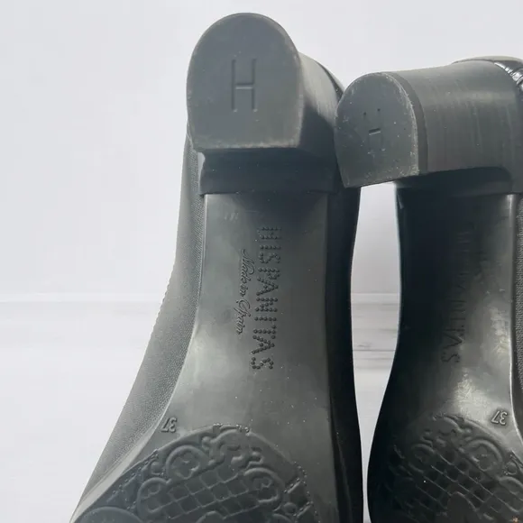 Hispanitas Black Heeled Boots with Pointed Toe and V-Shaped Opening Sz 37