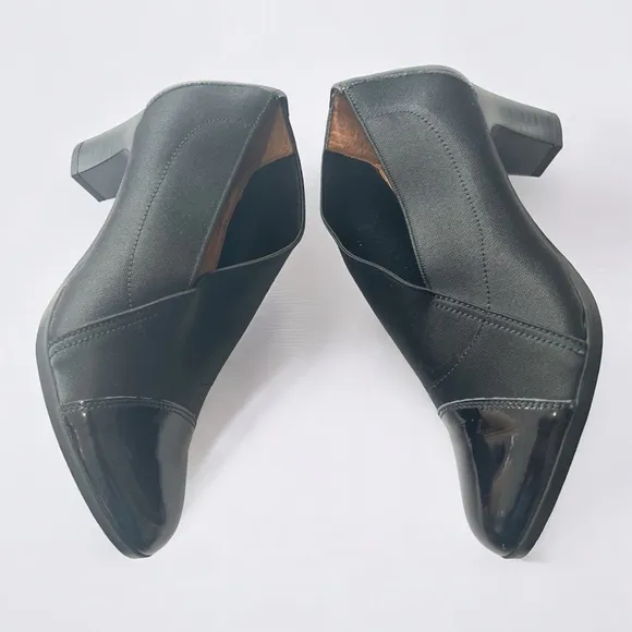 Hispanitas Black Heeled Boots with Pointed Toe and V-Shaped Opening Sz 37