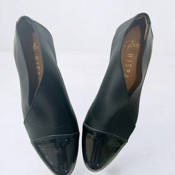 Hispanitas Black Heeled Boots with Pointed Toe and V-Shaped Opening Sz 37