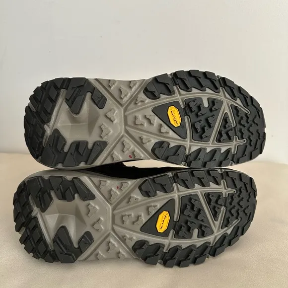Hoka One One Sky Kaha GTX Boot Black Olive Green Orange Waterproof Men’s Size 11