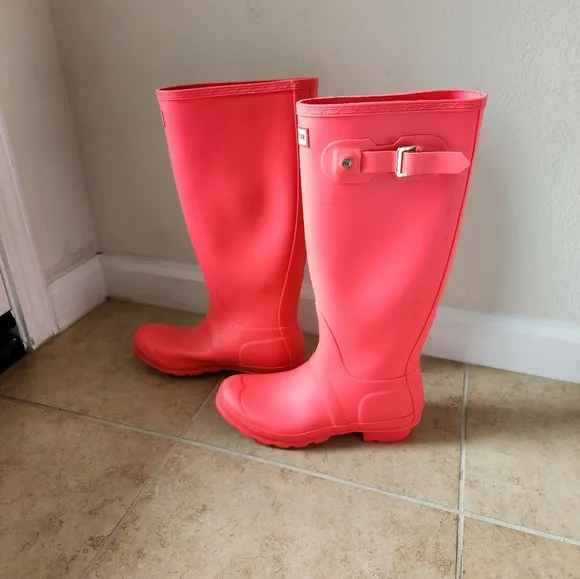 Hunter Boots Womens Pink Coral Original Tall Rain Boots Sz 7 Spring Showers