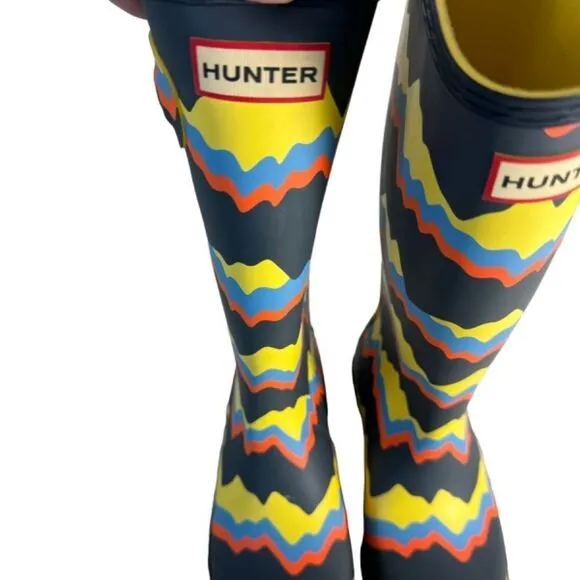 Hunter Girls' Rain Classic Storm Stripe Boots Sz 5 (Girls)