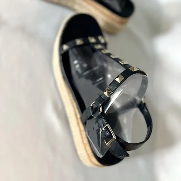 INC International Concepts Navy Sandals